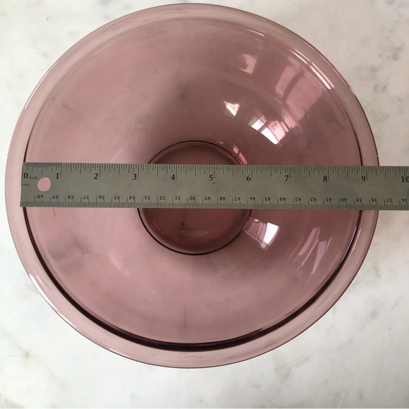 Pyrex 2.5 L Cranberry glass mixing  bowl model 325 - Picture 8 of 9